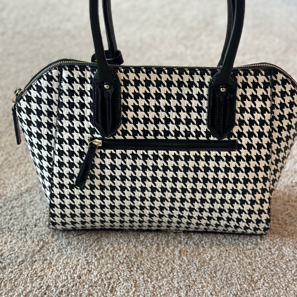 Elegant Black and White Houndstooth Satchel